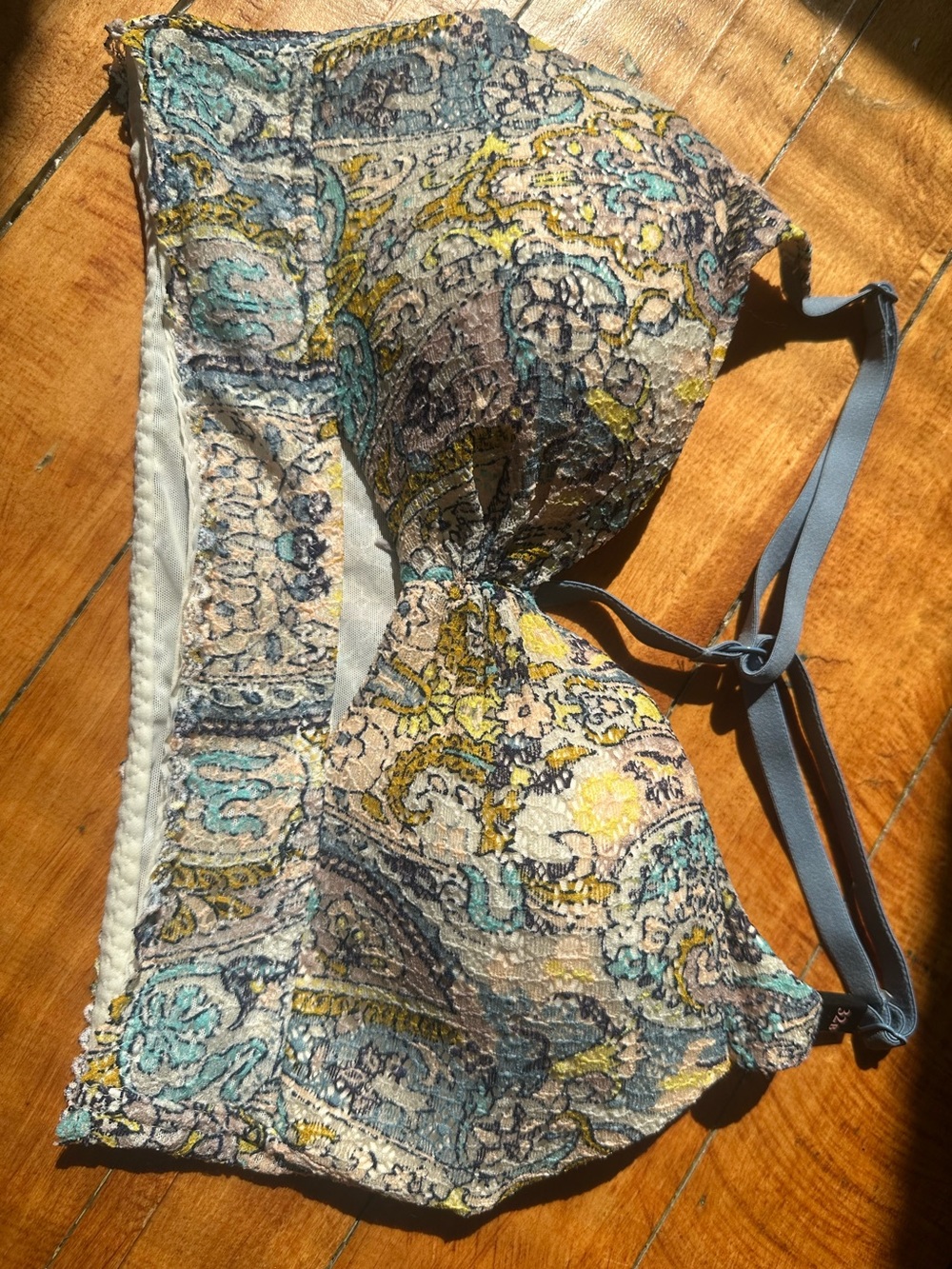 Victoria's Secret Paisley Lace Bra in Teal, Yellow, Cream